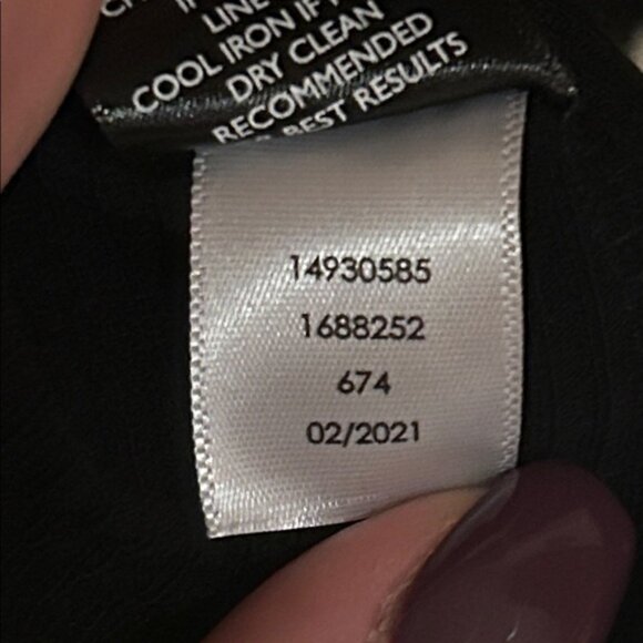 NWT Torrid Rib Scoop Neck Henley Short Sleeve Tee Size 5 Black - Picture 6 of 6